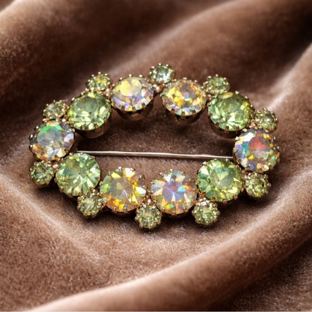 Vintage Green Aurora Borealis Rhinestone Brooch Mid Century Glam Old Money Retro